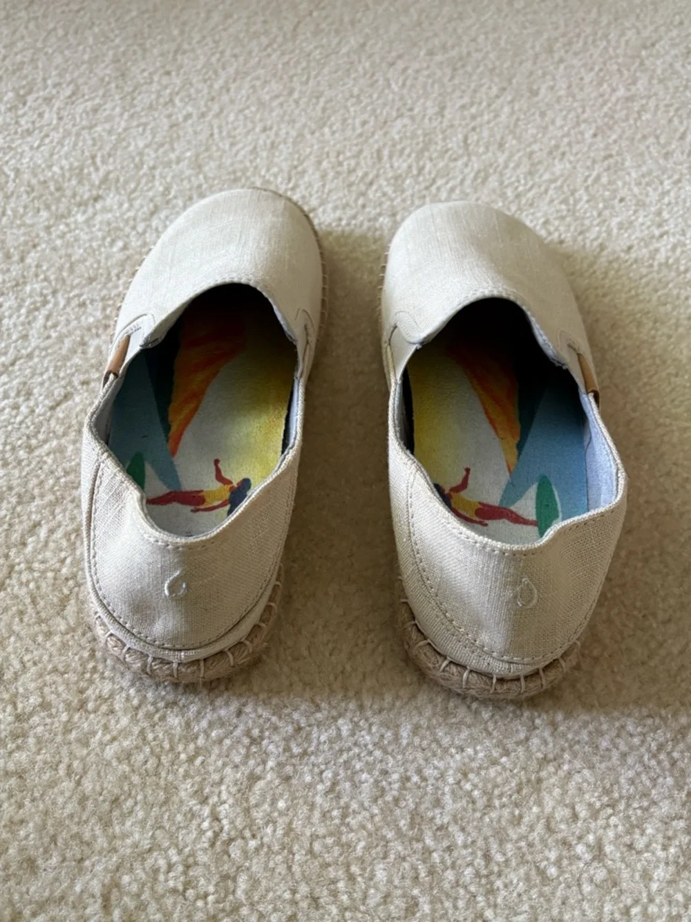 OluKai Women's Kaula Pa'a Kapa Slip-On Espadrille Shoes. Size 8.